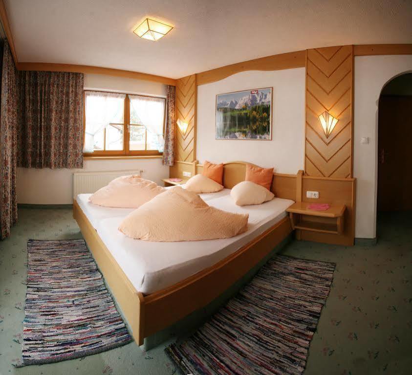 Apart Pension Bergfrieden Nauders Exterior photo
